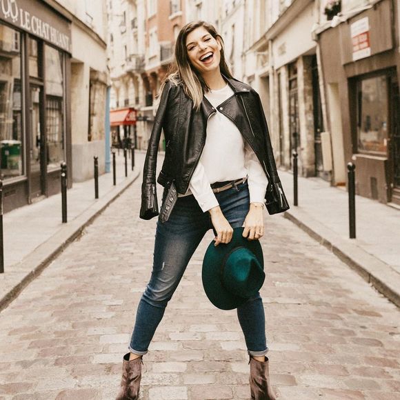 Meet your Posher, Bruna - Picture 1 of 1